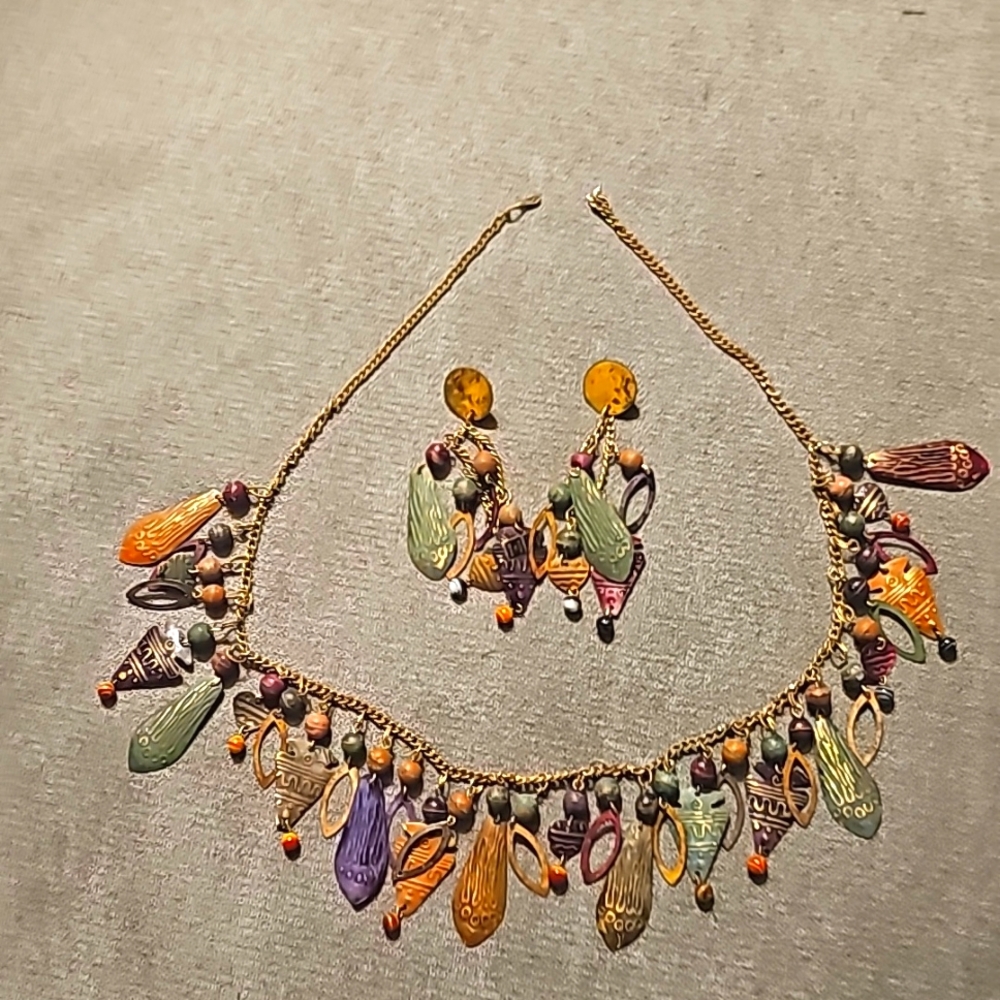 Funky necklace with matching earrings